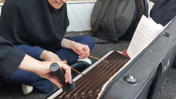 برگزاری رویداد شادی به رنگ ایثار در دبیرستان شاهد عصمت ناحیه ۳ کرج