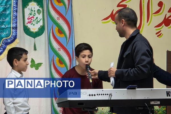 جشن میلاد با سعادت حضرت مهدی موعود(ع)در دبستان حاج همت بهارستان ۲