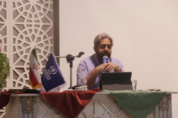 کارگاه خبرنویسی با مدیرعامل خبرگزاری پانا در مشهد