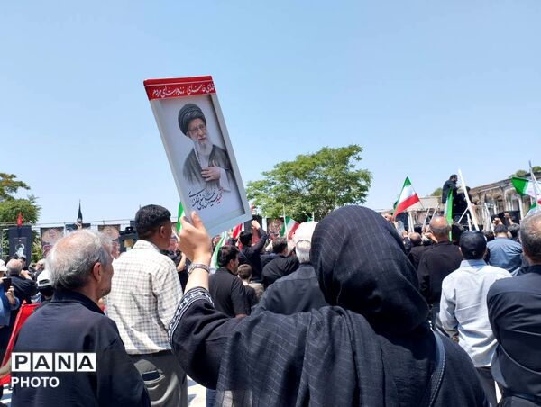 جاماندگان آذربایجان شرقی با چشمانی اشک‌بار به امید روز رجعت با رهبر شهید