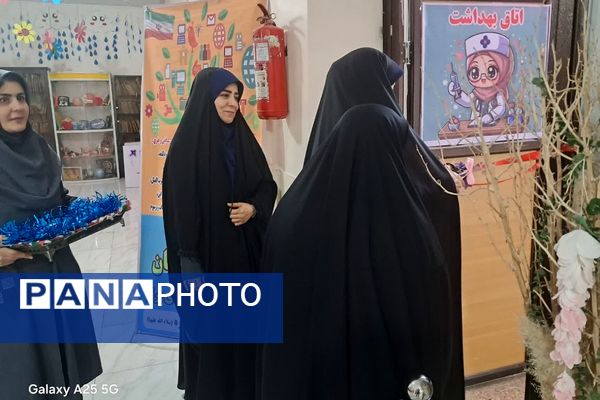 افتتاح دو باب اتاق بهداشت در مدارس منطقه کهریزک همزمان با ایام دهه فجر