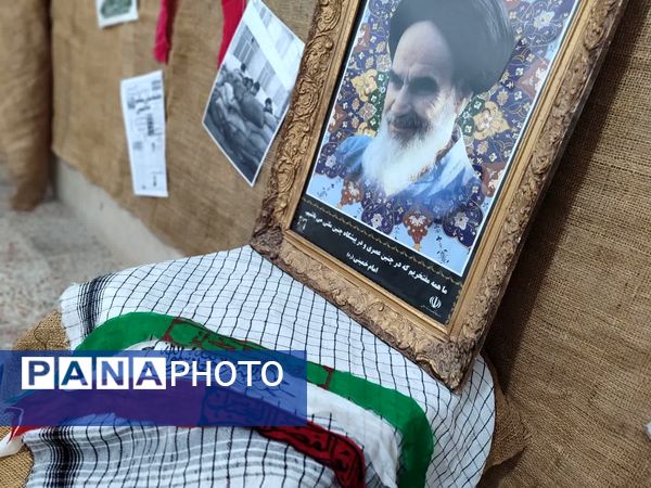 ویژه برنامه زنگ انقلاب در دبیرستان فاطمیه