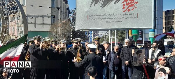 اجتماع پرشور و باشکوه مردم کرج به خونخواهی رهبر انقلاب