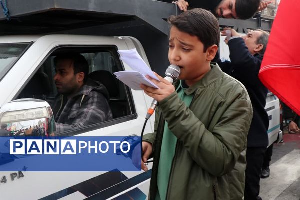 ۲۲ بهمن، میعادگاه حضور آگاهانه مردم قرچک در صحنه