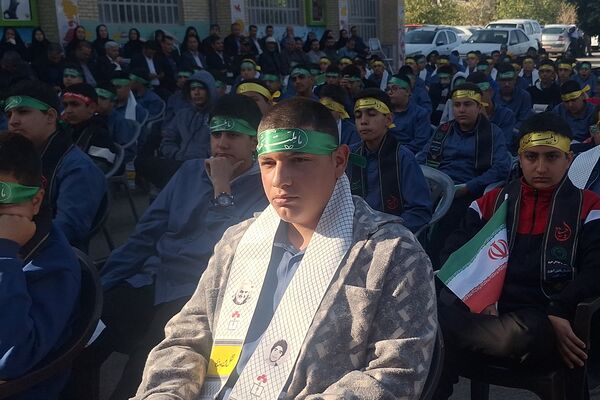 زنگ بیداری و استکبارستیزی دانش آموزان در مدارس شیراز 