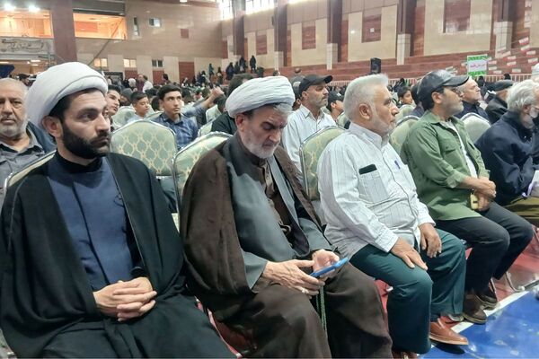 حضور پرشور دختران و پسران شهریار در روز استکبار ستیزی