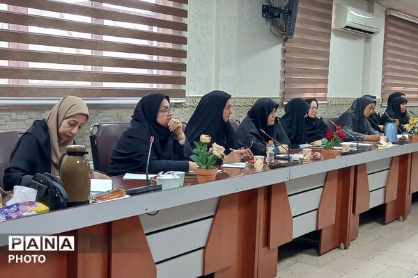 توانمندسازی مشاوران مدارس، گامی برای هدایت تحصیلی استاندارد در آموزش و پرورش قرچک