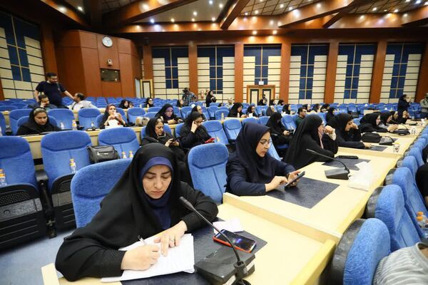 نشست خبری استاندار همدان با اصحاب رسانه