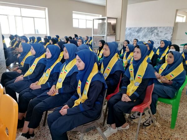 برگزاری جشن نیکوکاری در دبیرستان کوثر فاروج 