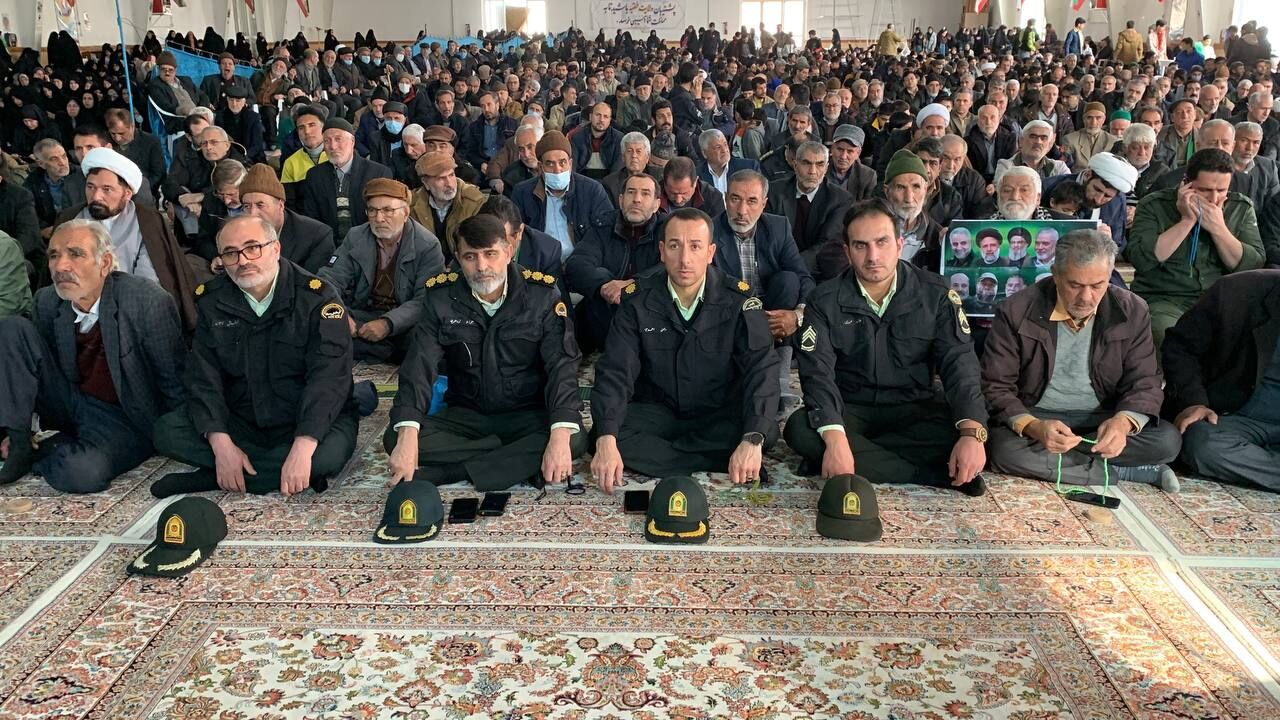 گرامیداشت سالروز تشییع ۳۱ شهید شهرستان شیروان در مصلی این شهر