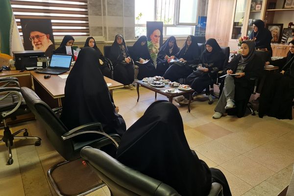 برگزاری جلسات هم اندیشی و برنامه‌ریزی برای سال تحصیلی جدید با حضور معاونان و مربیان پرورشی منطقه پردیس