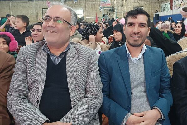 جشن باشکوه ایام الله دهه فجر در بهارستان‌دو
