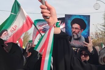 تجمع دختران ایران با عنوان «با ایران دخت» به مناسبت ولادت حضرت معصومه ( س ) در آذرشهر
