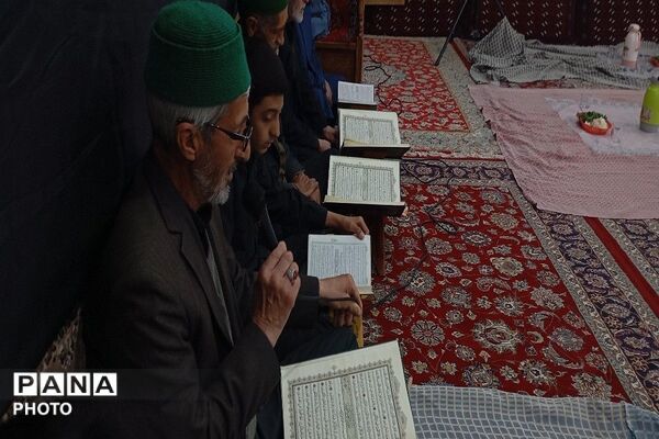 جزء خوانی قرآن در ماه مبارک رمضان  مسجد جامع شهر بار نیشابور 