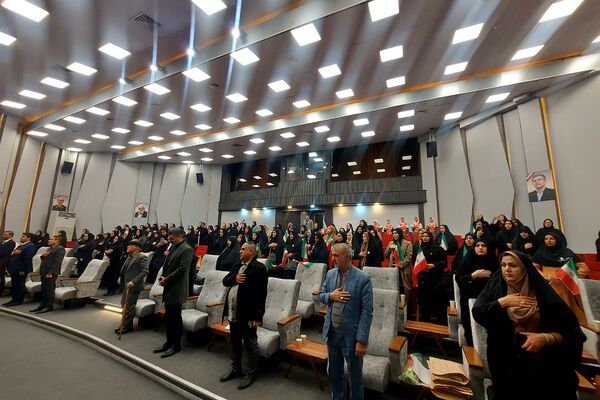 همایش معماران خشت اول در کهریزک؛ بزرگداشت معلمان پایه اول ابتدایی