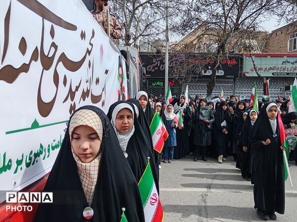 حضور پرشور مردم انقلابی شهرستان نیشابور در نماز جمعه روز جهانی قدس 