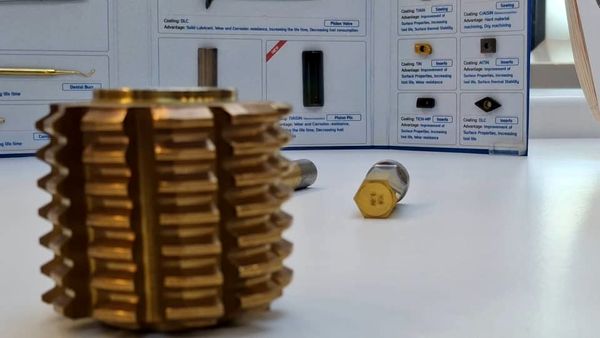 بازدید خبرنگاران‌پانا از نمایشگاه ستاد توسعه فناوری های نانو و میکرو