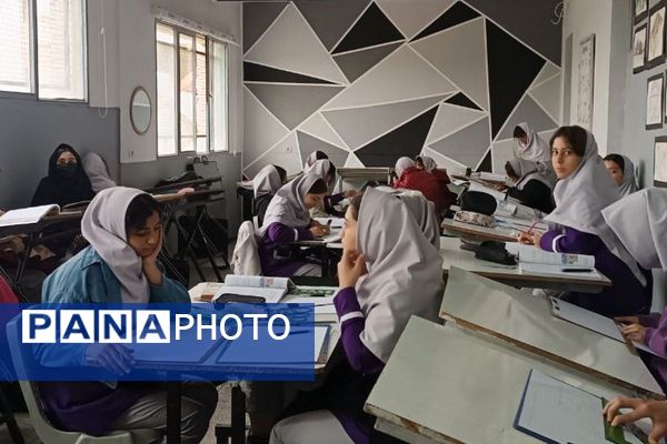 مدارس دخترانه ملارد میزبان رویدادهای علمی هفته پژوهش