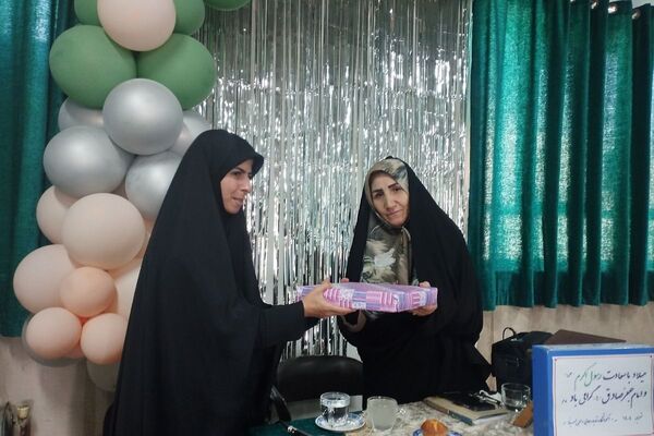 برگزاری جشن بزرگداشت میلاد باسعادت پیامبر اکرم(ص) و امام صادق(ع) در دبستان شهیدرجایی شهرستان قدس