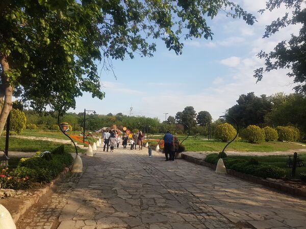اردیبهشت زیبای باغ گیاهشناسی مشهد