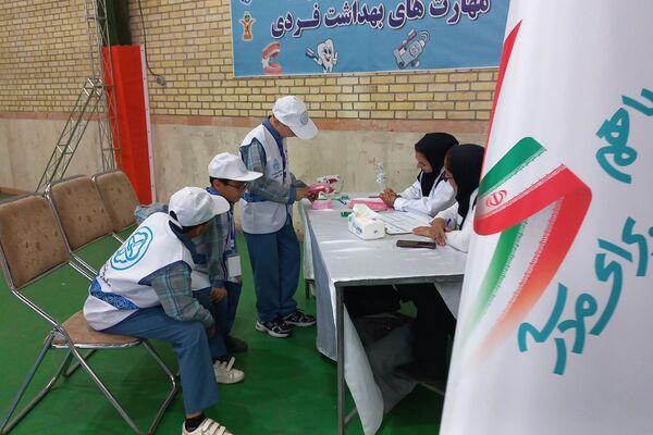 آغاز اردوی سفیران سلامت برای ساختن آینده‌ای سالم
