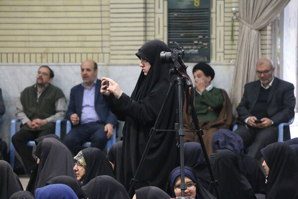 اعزام نخستین گروه از دانش‌آموزان ناحیه 4 قم به اردوی راهیان نور
