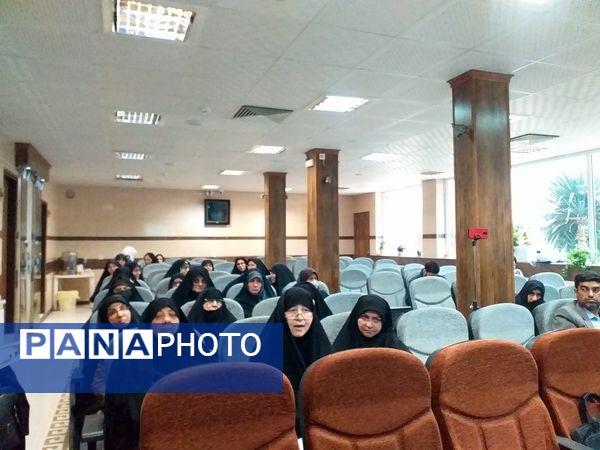 جلسه توجیهی راهبران و ناظران اقامه نماز مدارس مشهد مقدس