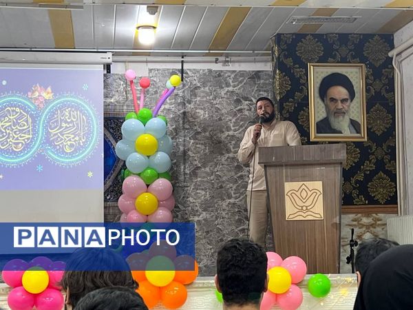 مراسم اختتامیه کلاس‌های اوقات فراغت کانون شهدای محراب و هاجر