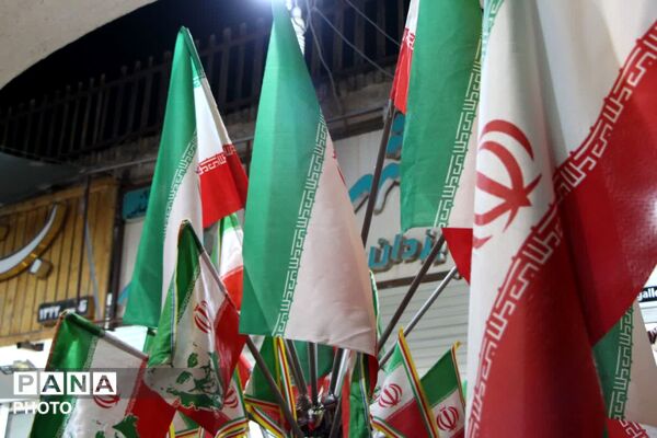 نمایش اقتدار و حمایت از رهبری در یزد