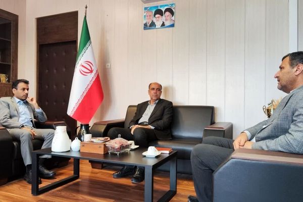 دیدار معاون آموزش ابتدایی اداره کل آموزش و پرورش استان بوشهر با مدیر کل اداره اتباع خارجی استانداری بوشهر