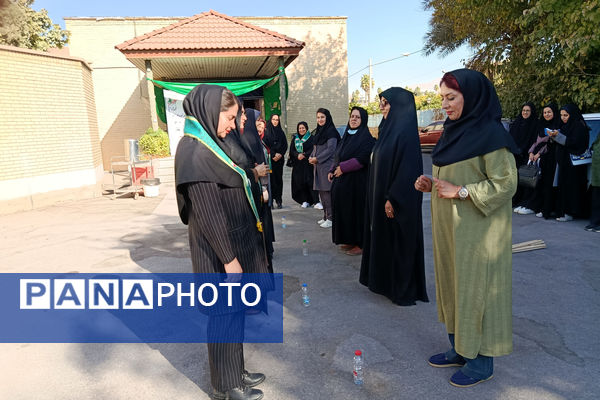 دومین جلسه کارگاه آموزشی ویژه مربیان پیشتاز ناحیه ۴ شیراز 