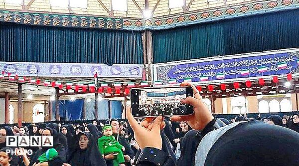 ملایر میزبان نجوای شیرخوارگان حسینی
