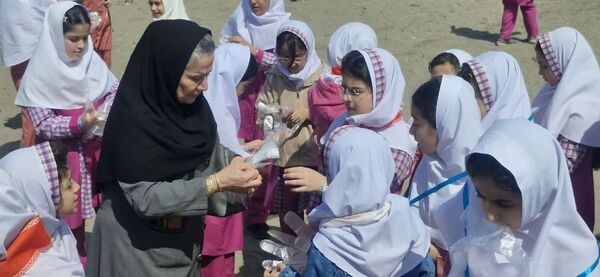 برگزاری اردوی پیشتازان دبستان آزادی به مناسبت هفته زمین پاک و هوای پاک