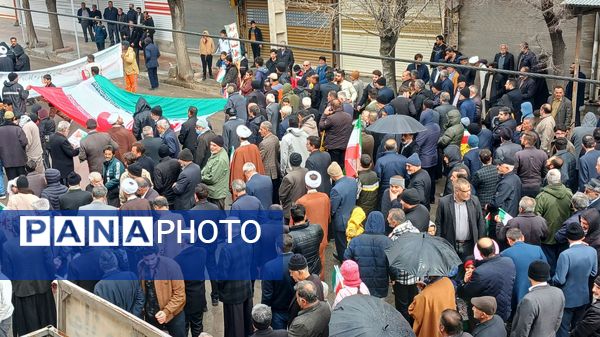 راهپیمایی ۲۲ بهمن در شهرستان فارسان