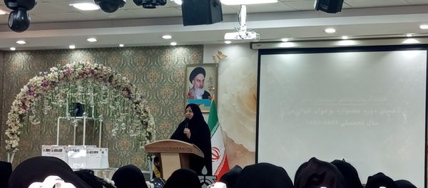 اختتامیه دهمین جشنواره نوجوان خوارزمی در تالار فرهنگیان کاشمر