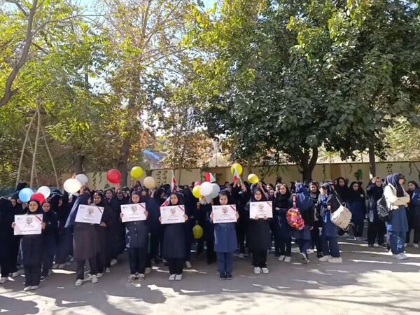 المپیاد ورزشی درون مدرسه ای در دبیرستان اژدر افشار 