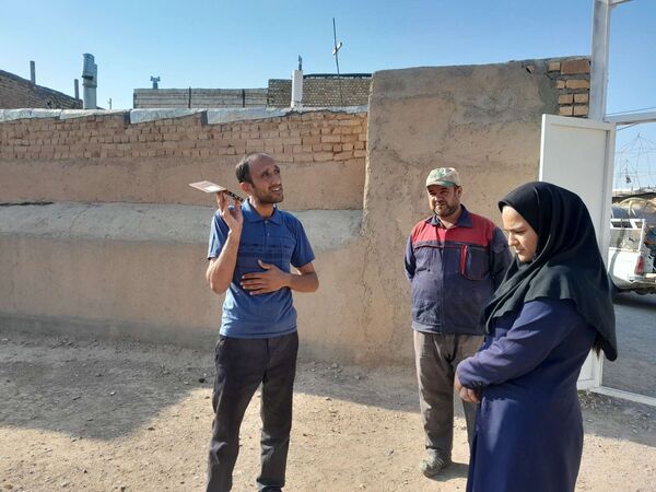کوچه دبیرستان مادر مهربان نقاب سامان یافت