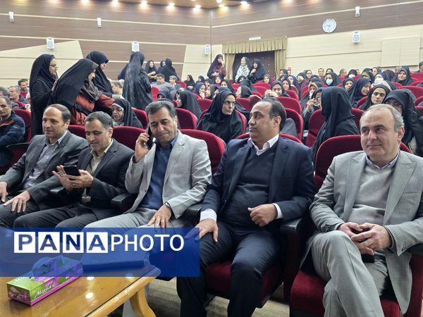 آیین تکریم و معارفه مدیر آموزش و پرورش ناحیه۴ استان اصفهان