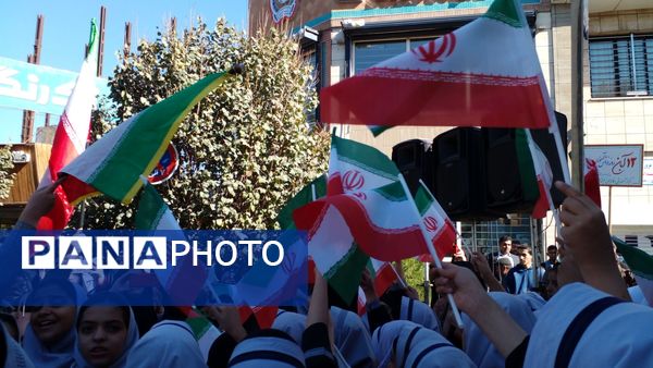 راهپیمایی ۱۳ آبان و روز دانش آموز در نیشابور 