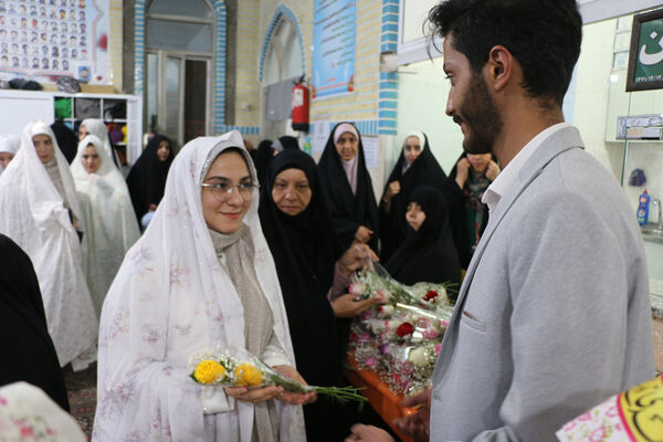 جشن ازدواج مسجدی 132 زوج‌ جوان در قم- 1