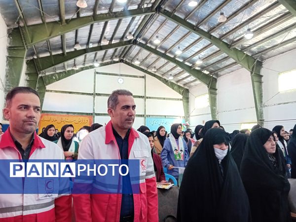 گردهمایی دختران نسل سلیمانی در دبیرستان فاطمه الزهرا(س) 