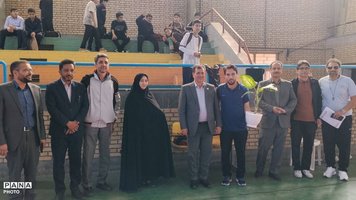 المپیاد ورزشی درون‌مدرسه‌ای  دبیرستان فرهنگ محقق تربت‌حیدریه