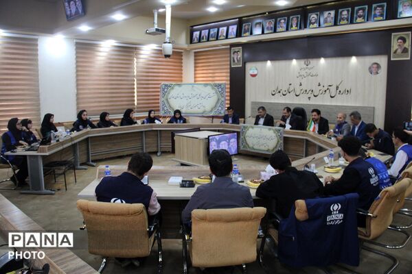 نشست صمیمی مدیرکل آموزش و پرورش استان همدان با خبرنگاران پانا