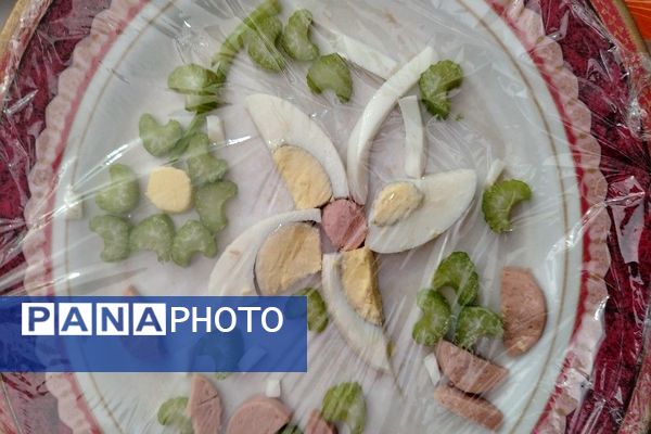 روز جهانی تخم مرغ در دبیرستان شهید مجید دهنوی نیشابور