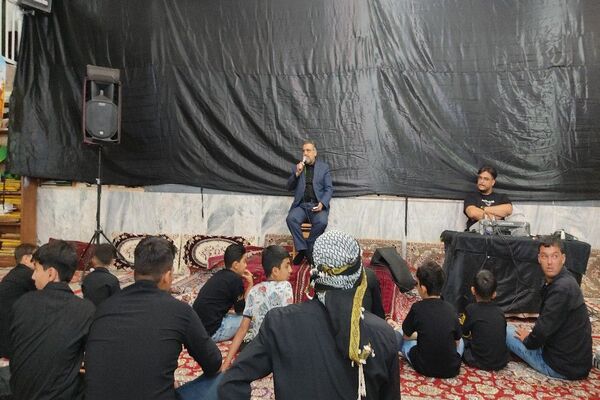 مراسم عزاداری امام حسین(ع) در شهر بار 