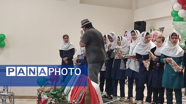 اینجا قلب‌ها می‌تپند تا عاطفه‌ای جاری شود