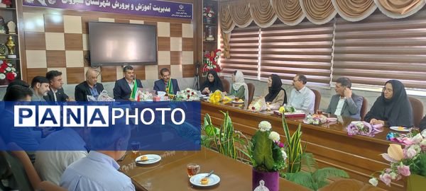 استقبال از دانش آموز شیروانی دارنده مدال برنز جهانی المپیاد علوم زمین