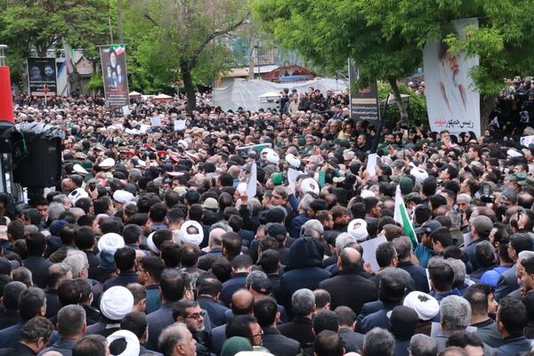 مراسم تشییع شهدای خدمت در تبریز 