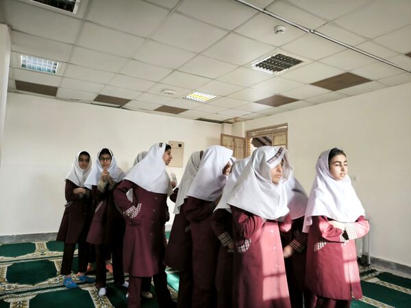 انتخابات شورای دانش آموزی در دبستان دخترانه شطیطه ۲