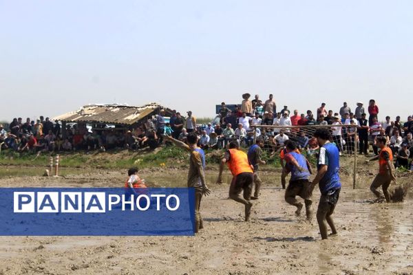 جشنواره فرهنگی و ورزشی بازی‌های شالیزاری در گلوگاه 